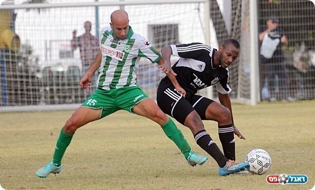 ספג צהוב נוסף וייעדר מול שעריים. אייל שן, בירוק (לירן דורף)